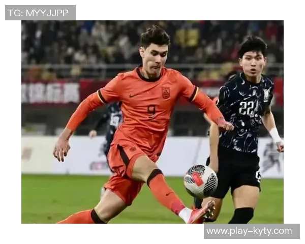 拜合拉木错失单刀良机对方门将神勇扑救令人叹息