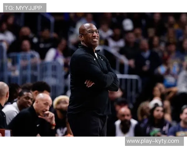 迈克布朗解析先发调整策略应对绿军小个阵容避免大个防守后卫 迈克布朗解析先发调整策略应对绿军小个阵容避免大个防守后卫