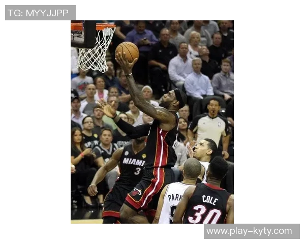 热火传奇韦德迎来44岁生日真诚祝福伴随他继续闪耀篮球之路